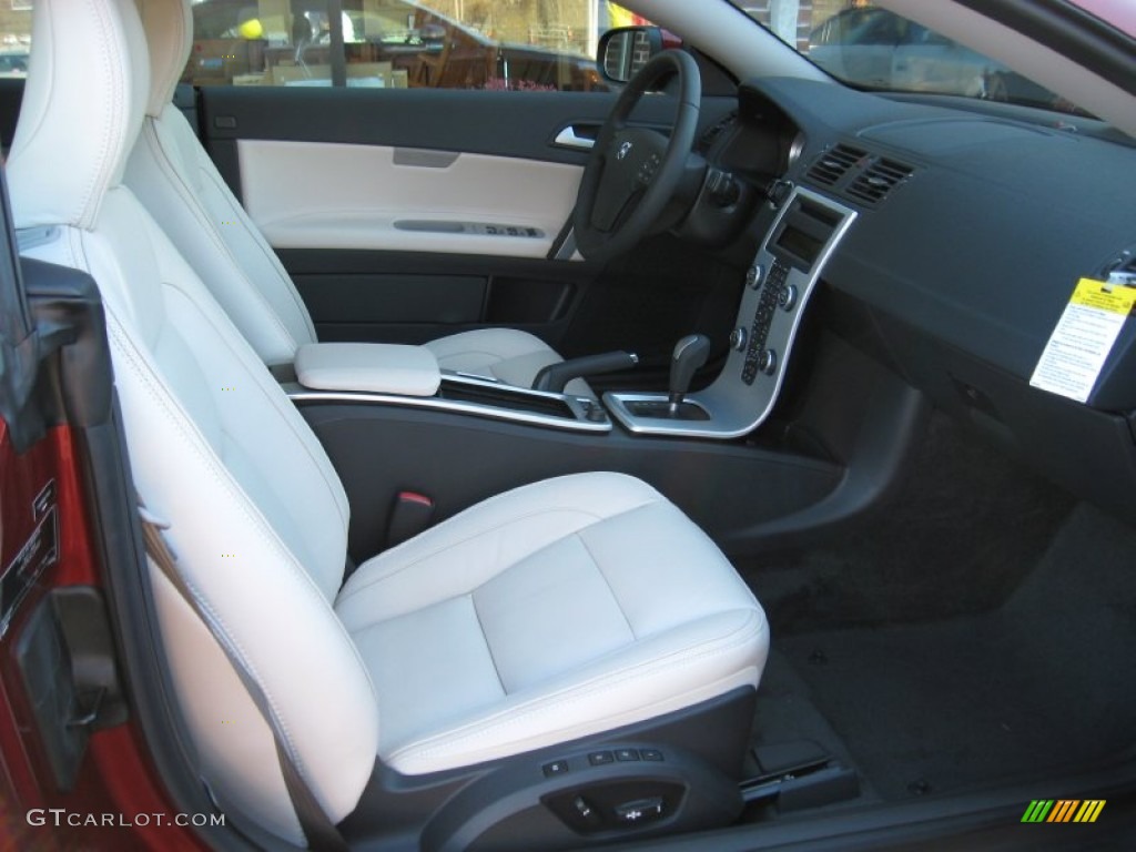 Calcite/Off Black Interior 2012 Volvo C70 T5 Photo #56183057