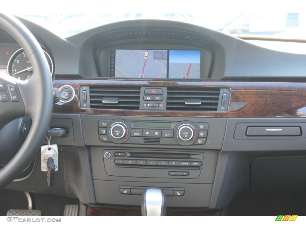 2009 3 Series 328i Sedan - Black Sapphire Metallic / Black photo #18