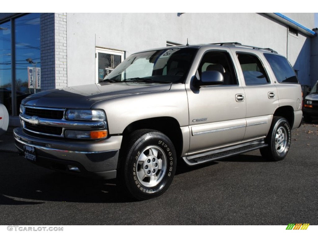 2002 Tahoe LT 4x4 - Light Pewter Metallic / Tan/Neutral photo #1
