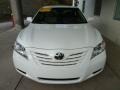 Super White - Camry LE Photo No. 6
