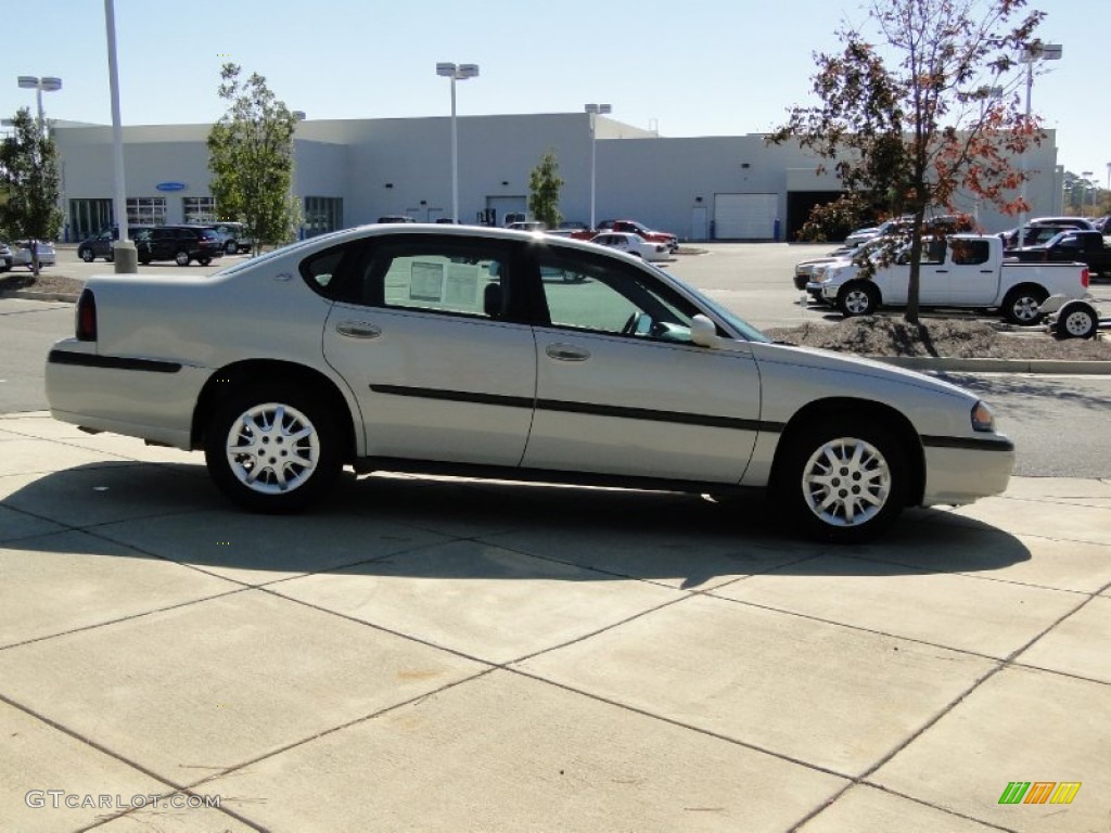 2004 Impala  - White / Medium Gray photo #4