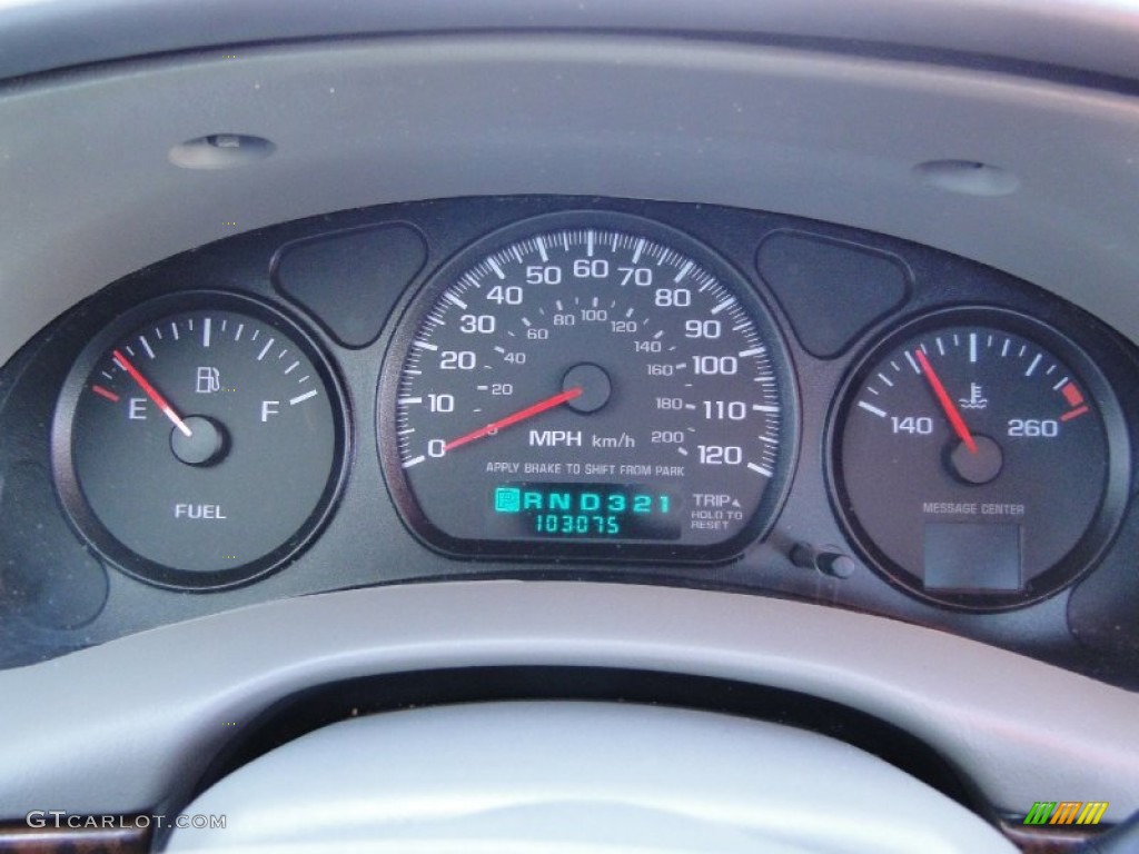 2004 Impala  - White / Medium Gray photo #17