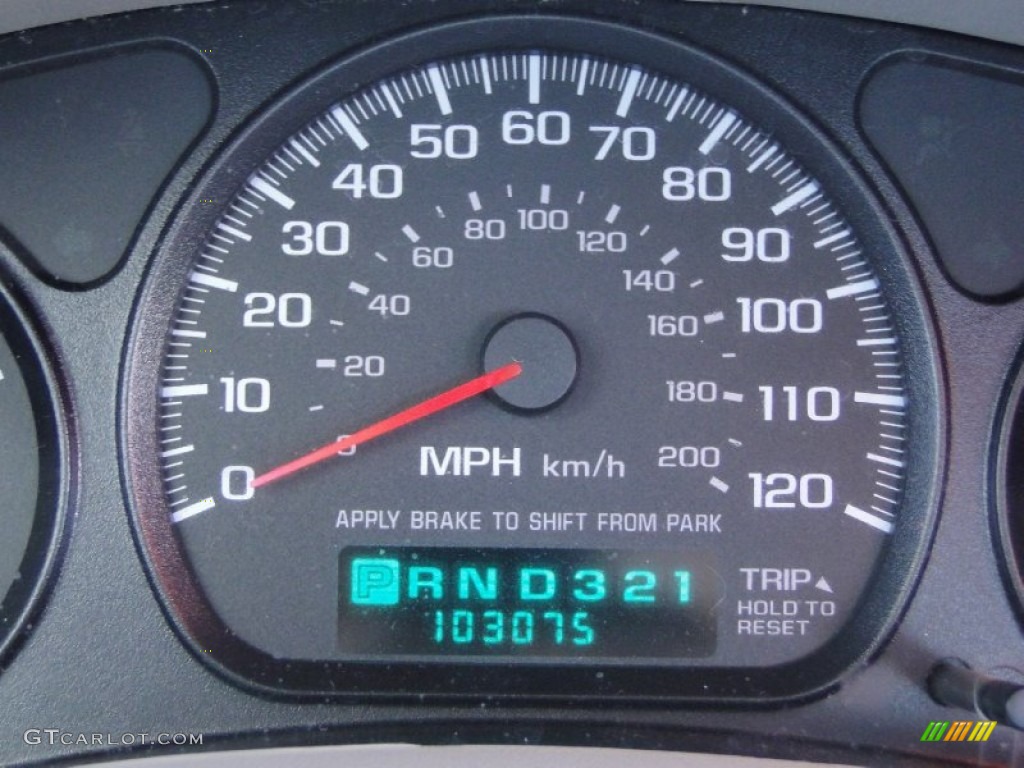 2004 Impala  - White / Medium Gray photo #18