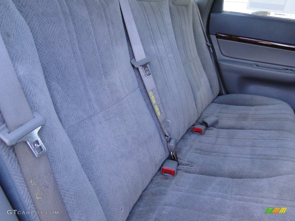 2004 Impala  - White / Medium Gray photo #28