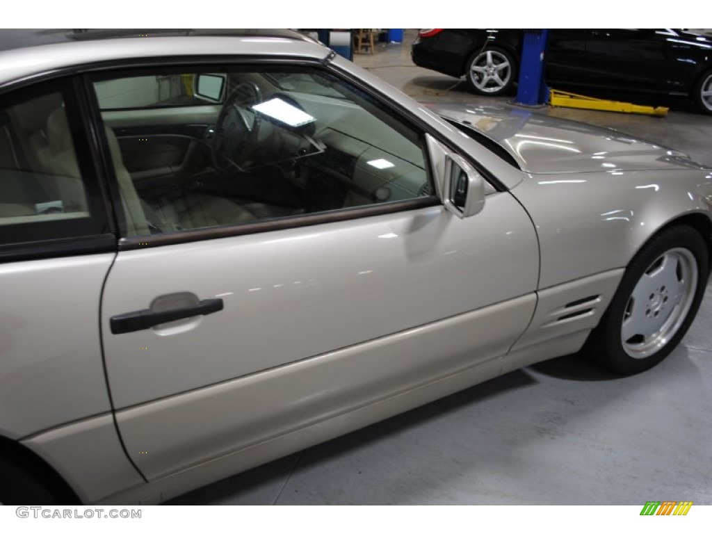 1998 SL 500 Roadster - Smoke Silver Metallic / Beige photo #15