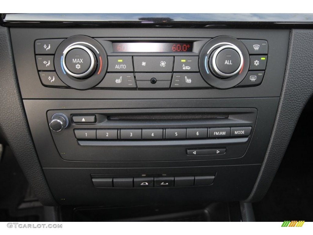 2012 BMW 1 Series 135i Convertible Controls Photo #56195042