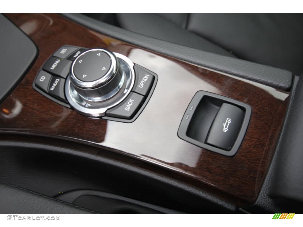 2012 BMW 3 Series 335i Convertible Controls Photo #56195292