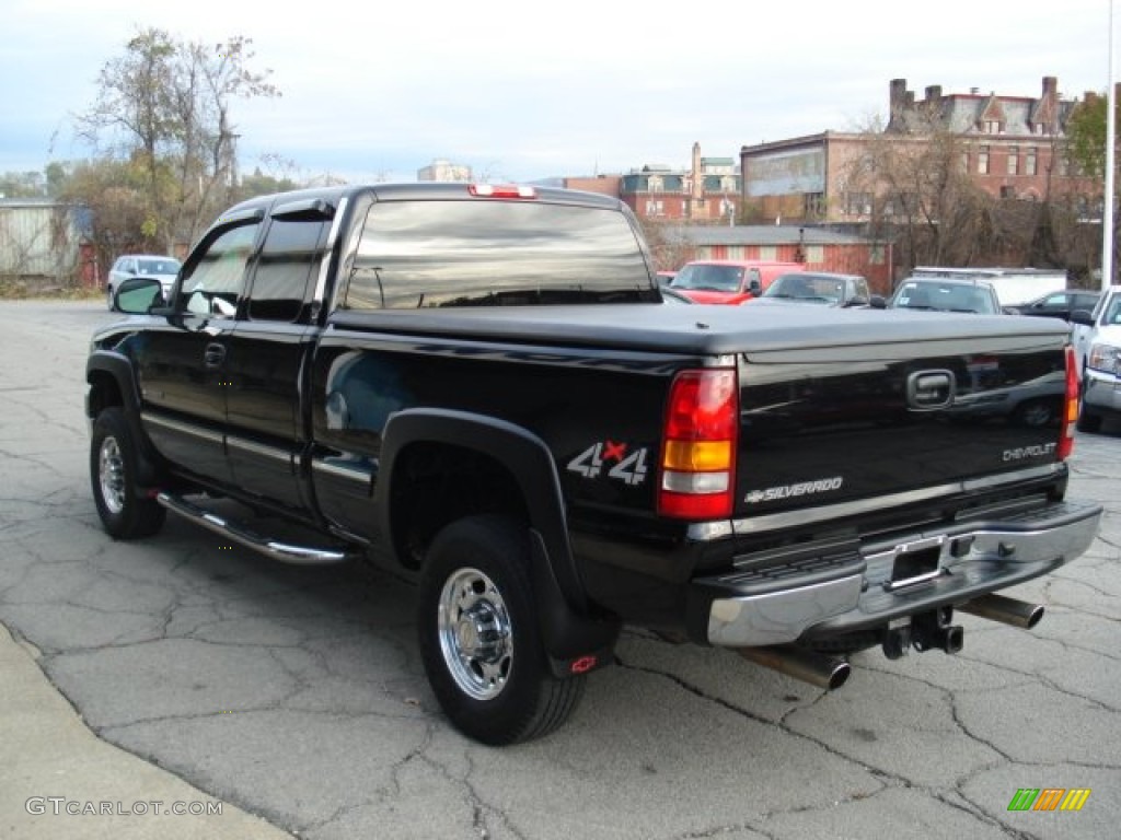2002 Silverado 2500 LS Extended Cab 4x4 - Onyx Black / Graphite photo #6