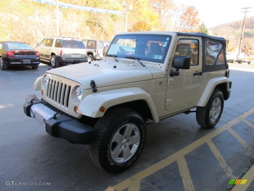 2011 Wrangler Sahara 4x4 - Sahara Tan / Black/Dark Saddle photo #6