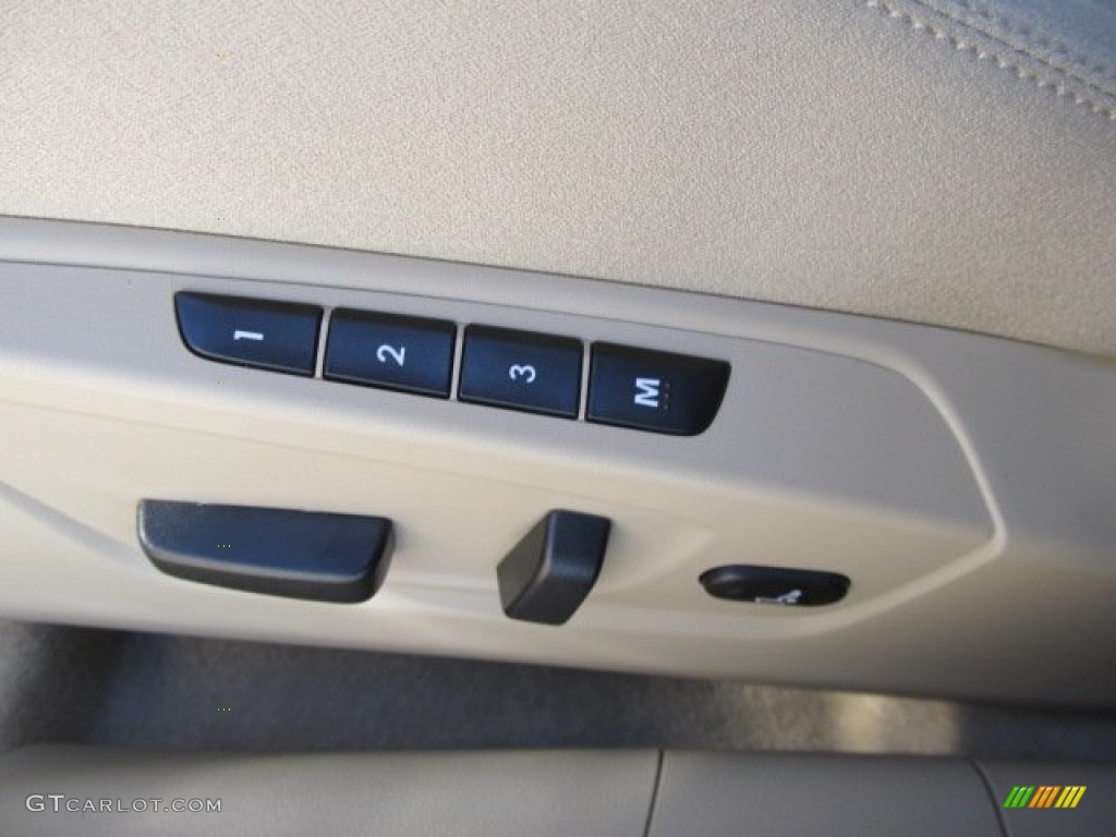 2010 Kizashi SE AWD - Deep Sea Blue Metallic / Beige photo #13