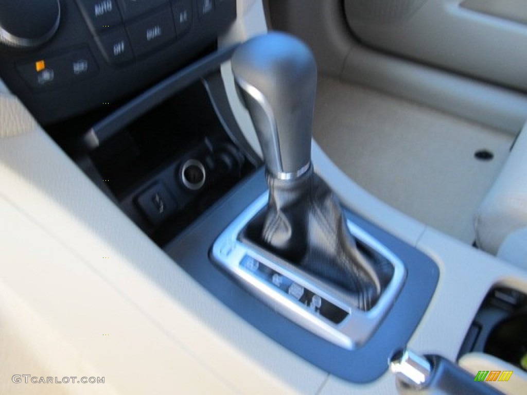 2010 Kizashi SE AWD - Deep Sea Blue Metallic / Beige photo #14