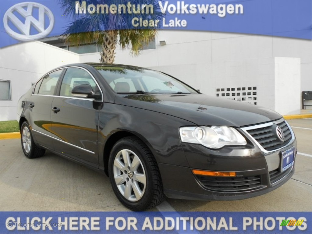 2006 Passat 2.0T Sedan - Mocha Brown / Pure Beige photo #1