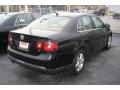 Black - Jetta SE Sedan Photo No. 3