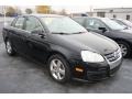 Black - Jetta SE Sedan Photo No. 4