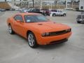 Header Orange - Challenger SXT Photo No. 7