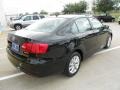 Black - Jetta SE Sedan Photo No. 7