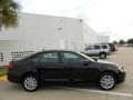Black - Jetta SE Sedan Photo No. 8