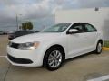 Candy White - Jetta SE Sedan Photo No. 3