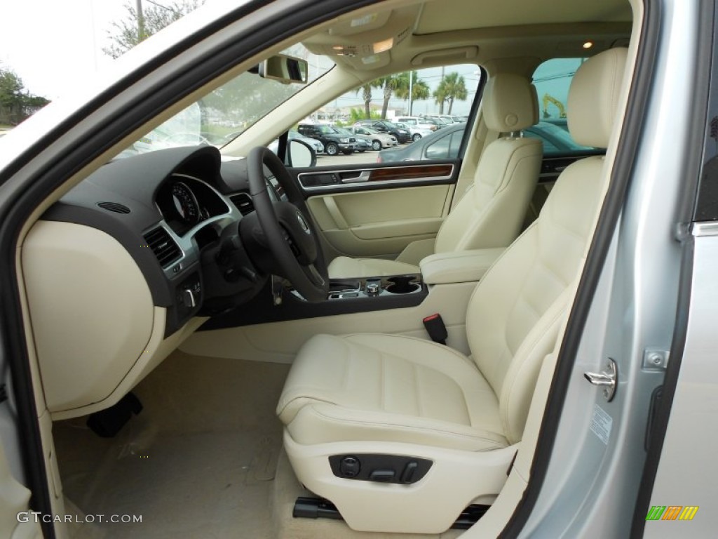 Cornsilk Beige Interior 2012 Volkswagen Touareg TDI Lux 4XMotion Photo #56200313