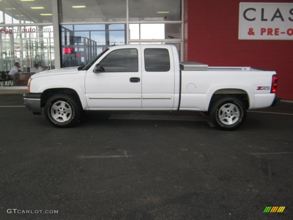 2005 Silverado 1500 LT Extended Cab 4x4 - Summit White / Tan photo #2