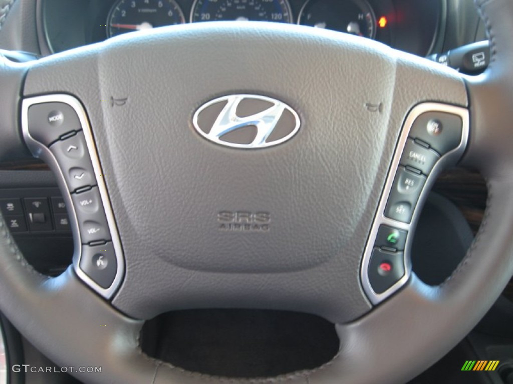 2012 Hyundai Santa Fe Limited V6 AWD Controls Photo #56205041