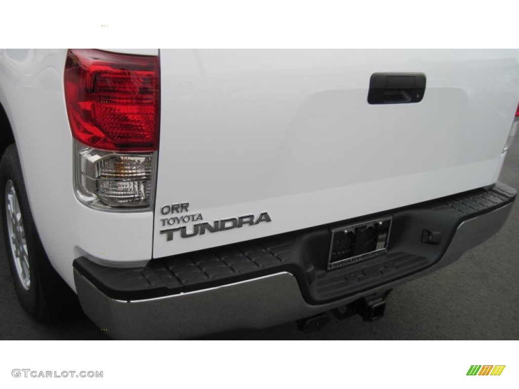 2012 Tundra Double Cab - Super White / Graphite photo #15