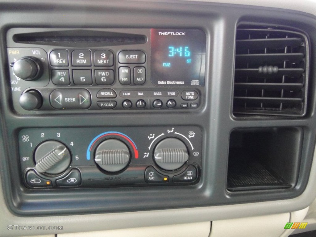2000 GMC Yukon XL SLE Audio System Photos