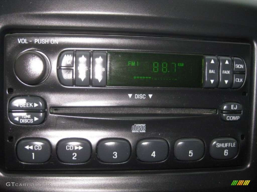 2001 Ford Escape XLS V6 4WD Audio System Photo #56212826