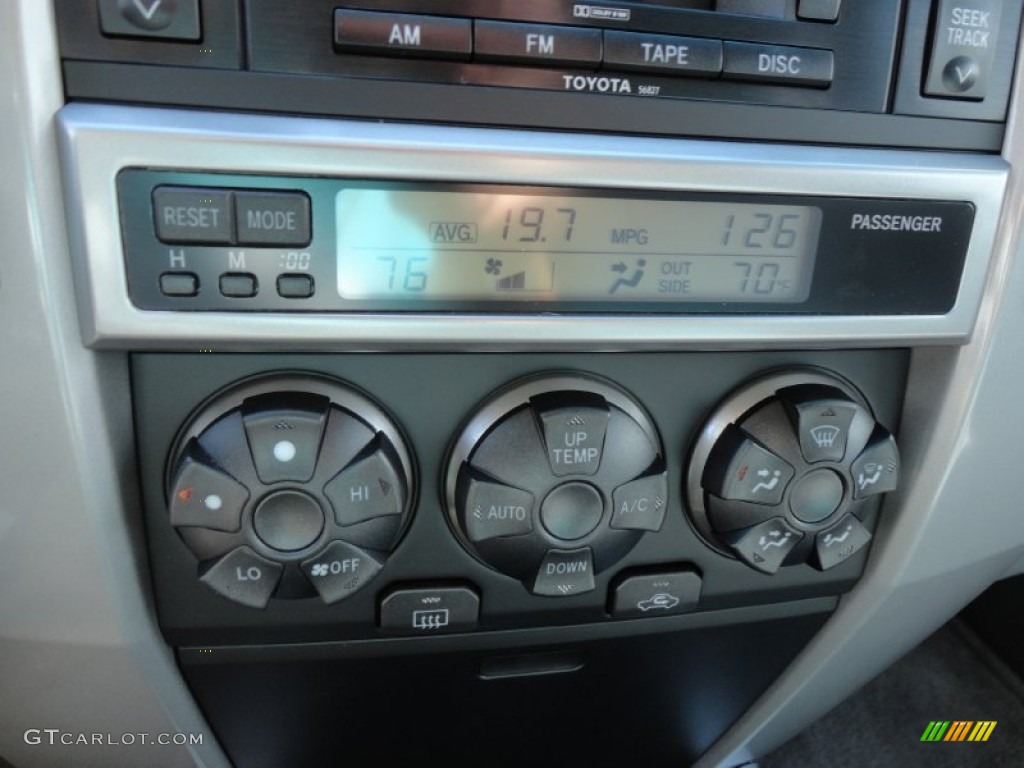 2003 Toyota 4Runner Sport Edition Controls Photo #56213027