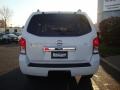 Avalanche White - Pathfinder SE 4x4 Photo No. 6
