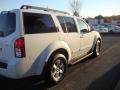 2008 Avalanche White Nissan Pathfinder SE 4x4  photo #18