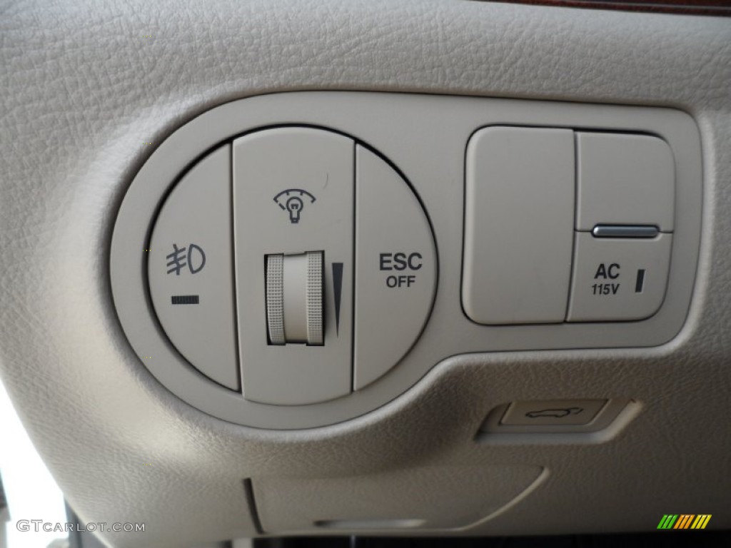 2012 Hyundai Veracruz Limited Controls Photo #56223509
