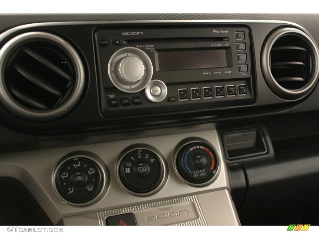 2010 Scion xB Standard xB Model Controls Photo #56223827