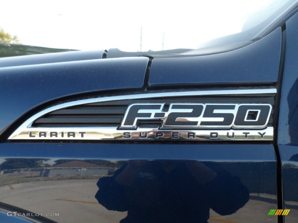 2012 F250 Super Duty Lariat Crew Cab 4x4 - Dark Blue Pearl Metallic / Black photo #13