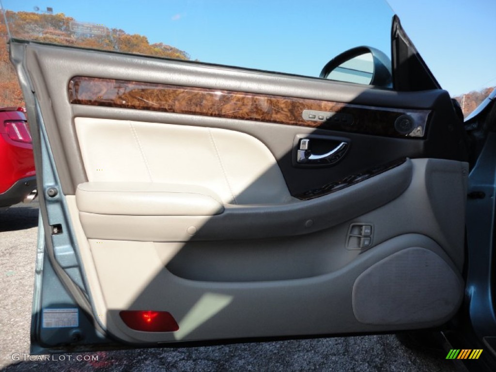 2002 XG350 Sedan - Celadon Green / Beige photo #12