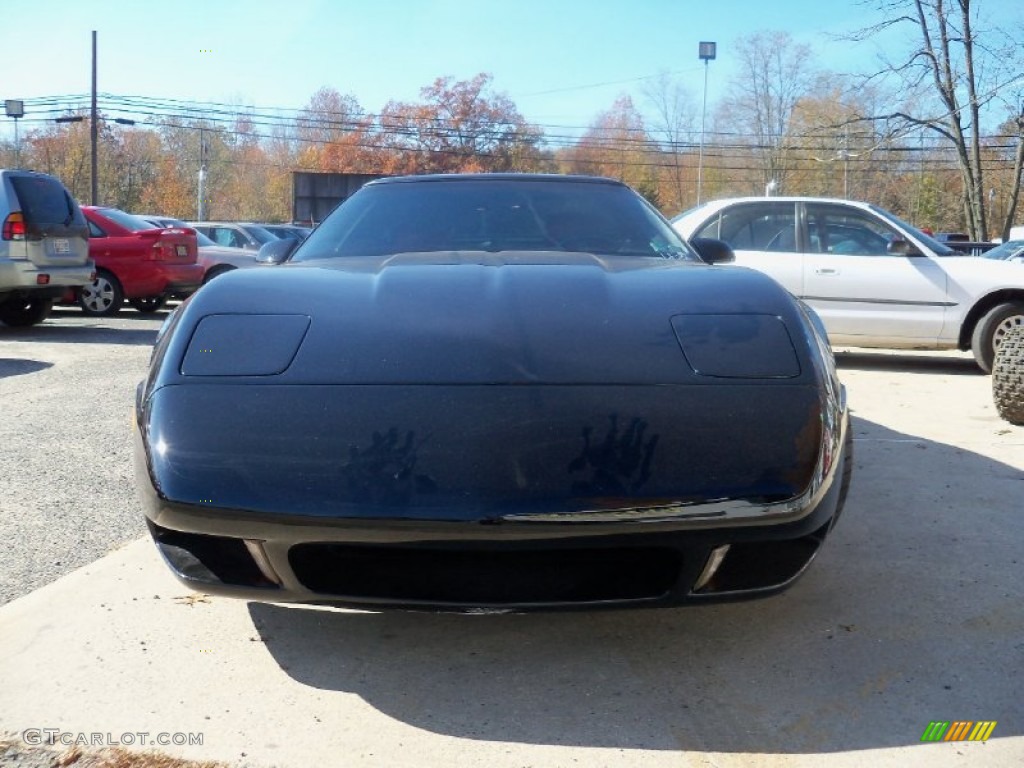 1990 Corvette Coupe - Black / Red photo #2