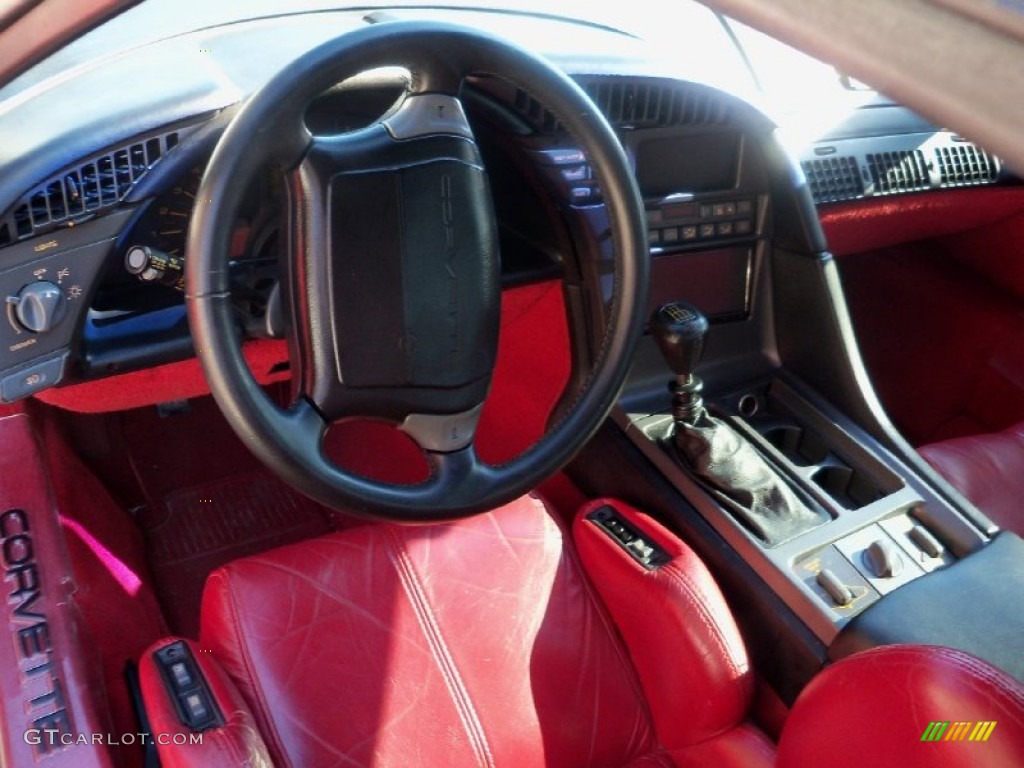 1990 Chevrolet Corvette Coupe Red Dashboard Photo #56230248
