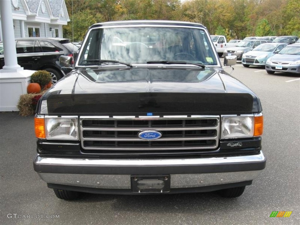 1990 Bronco Custom 4x4 - Raven Black / Dark Charcoal photo #3