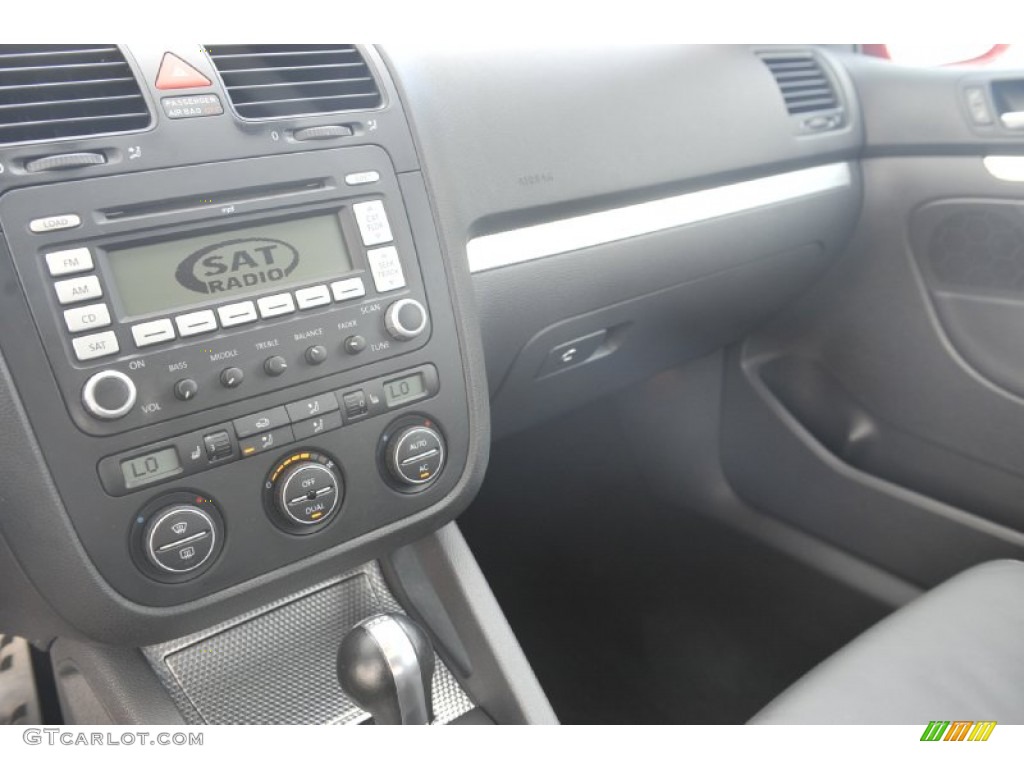 2008 R32  - Tornado Red / Anthracite photo #23