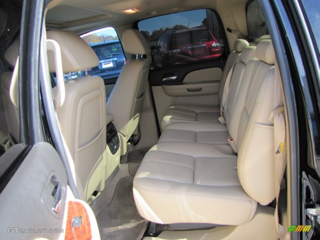 Ebony/Light Cashmere Interior 2007 Chevrolet Avalanche LT Photo #56233610