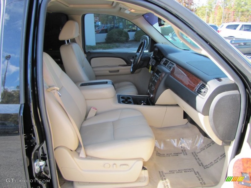 Ebony/Light Cashmere Interior 2007 Chevrolet Avalanche LT Photo #56233625