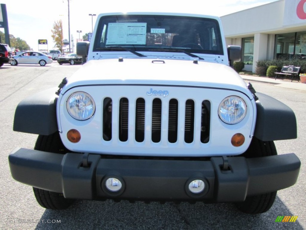 2012 Wrangler Unlimited Sport 4x4 - Bright White / Black photo #2