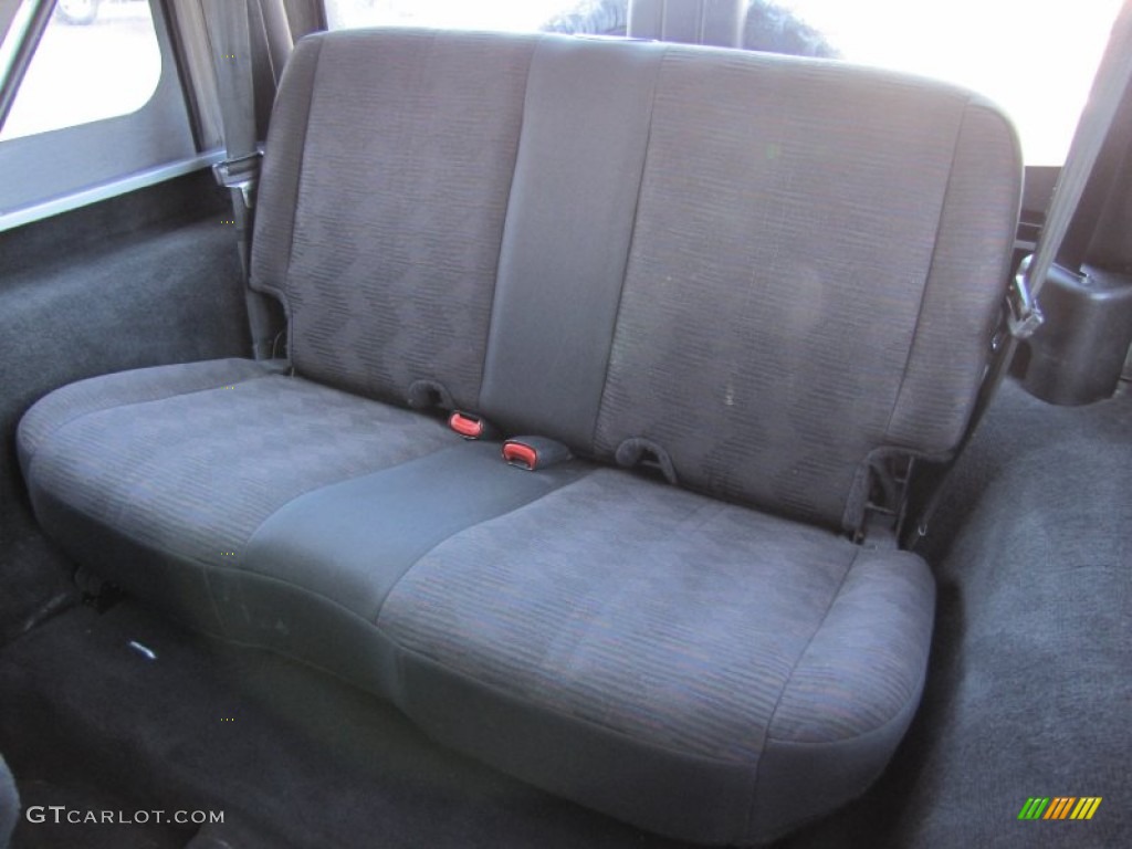 2004 Wrangler SE 4x4 - Bright Silver Metallic / Dark Slate Gray photo #11