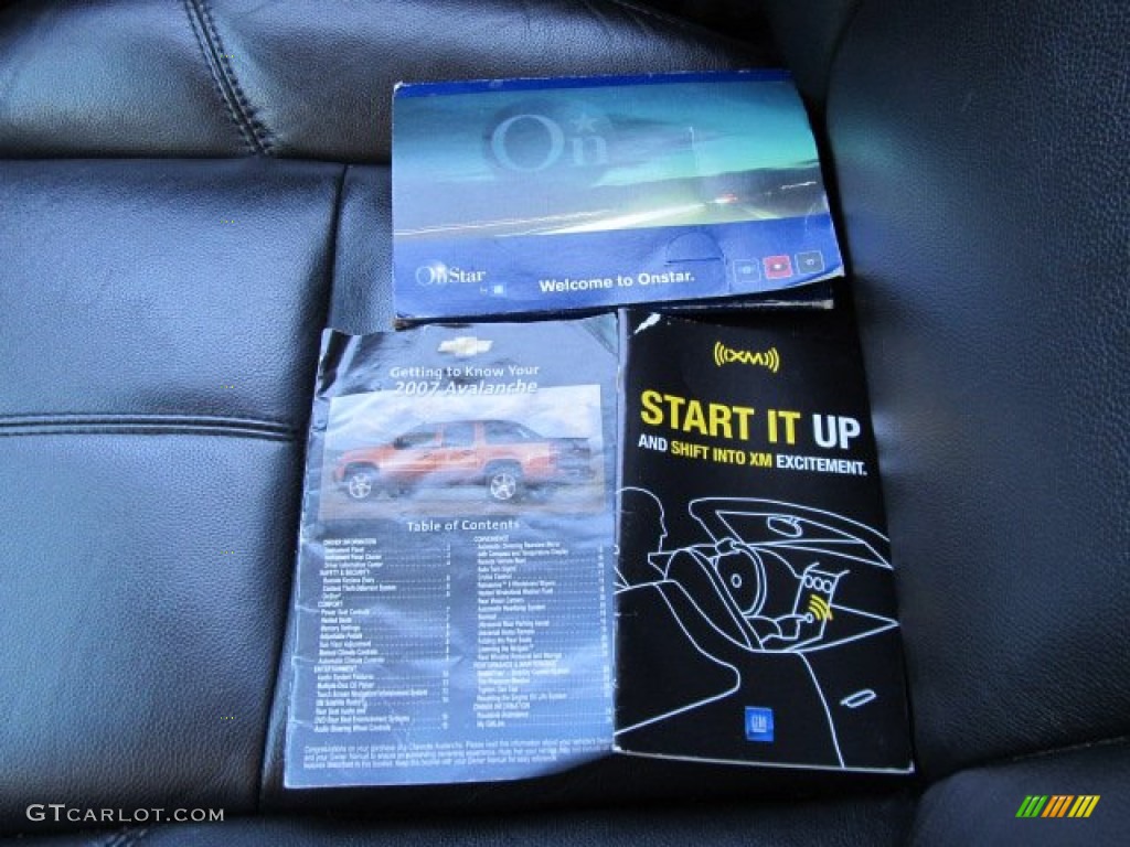 2007 Chevrolet Avalanche Z71 4WD Books/Manuals Photo #56235761