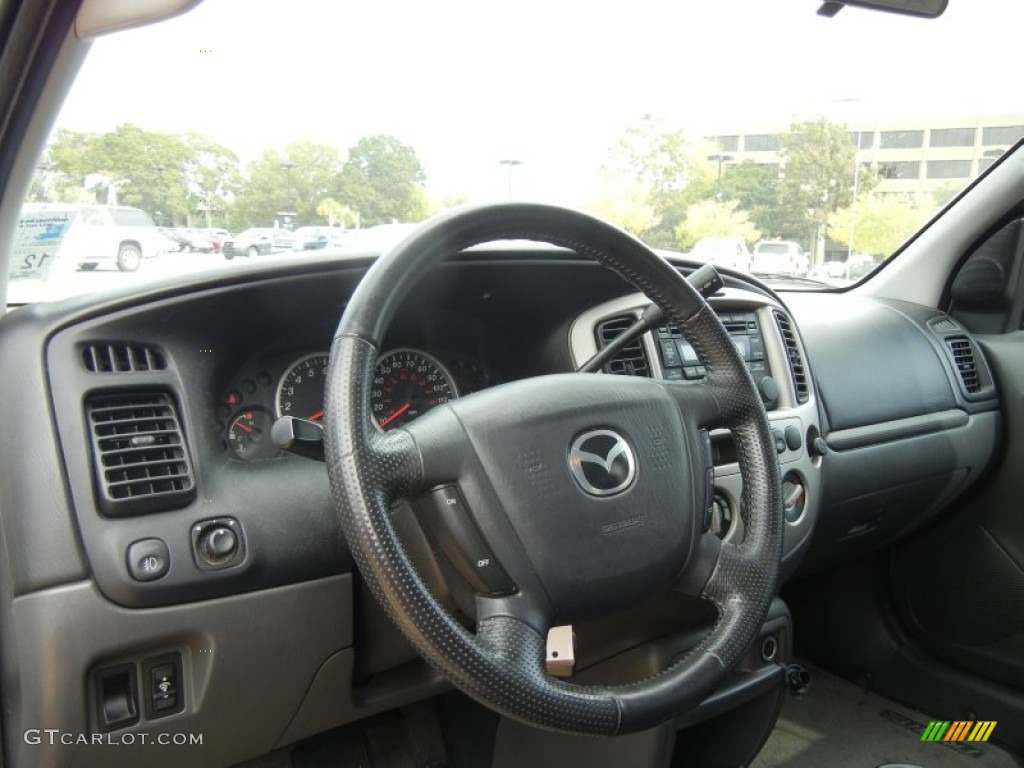 2003 Mazda Tribute ES-V6 Dashboard Photos