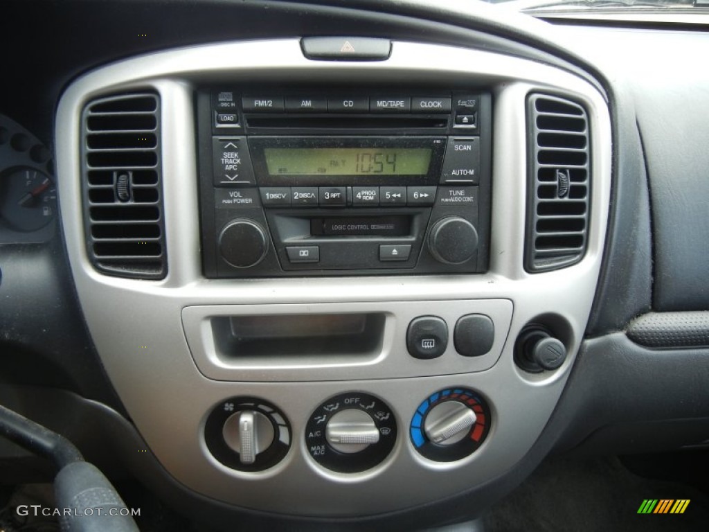 2003 Mazda Tribute ES-V6 Controls Photo #56235974