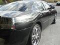 Brilliant Black Crystal Pearl - Charger  Photo No. 4