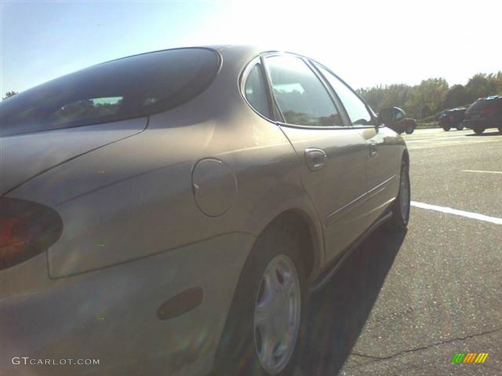 1999 Taurus SE - Light Prairie Tan Metallic / Medium Prairie Tan photo #16