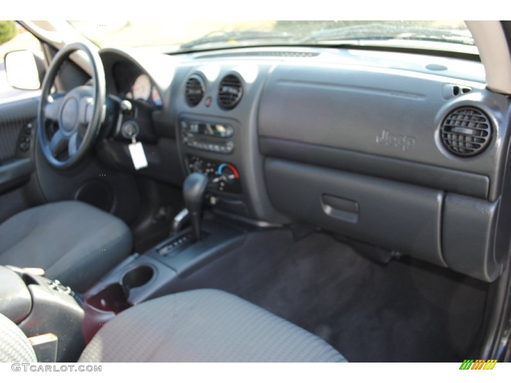 2002 Liberty Sport 4x4 - Black / Dark Slate Gray photo #8