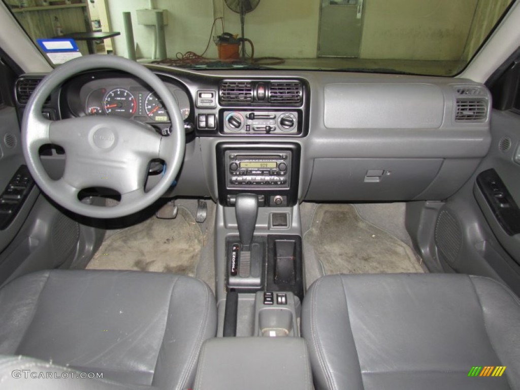 2001 Isuzu Rodeo LSE Gray Dashboard Photo #56241677